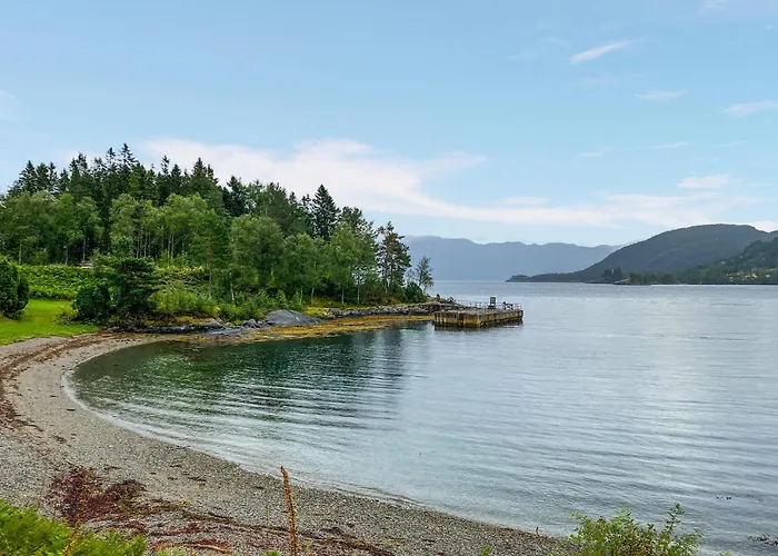 Gorgeous In With House Sea View * Lavik (Sogn og Fjordane)