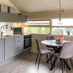 Gorgeous In With House Sea View Lavik (Sogn og Fjordane)
