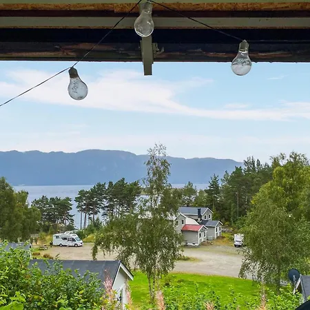 Gorgeous In With House Sea View Lavik (Sogn og Fjordane)