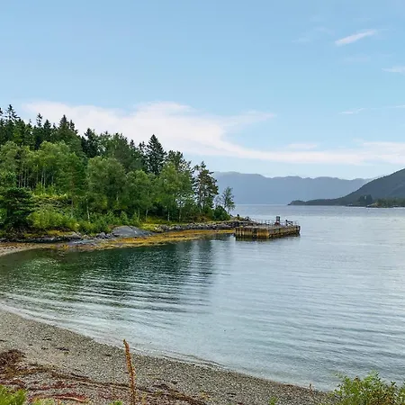 Gorgeous In With House Sea View * Lavik (Sogn og Fjordane)